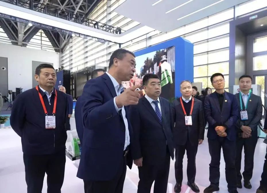 1700557034350242.jpg 1700557034350242.jpg